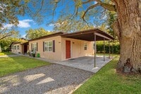 Building Photo - 1800 E Harding St