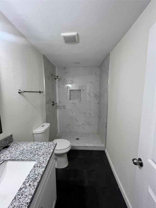 Building Photo - 3538 Orange Grove Dr