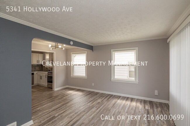 Building Photo - 5341 Hollywood Ave