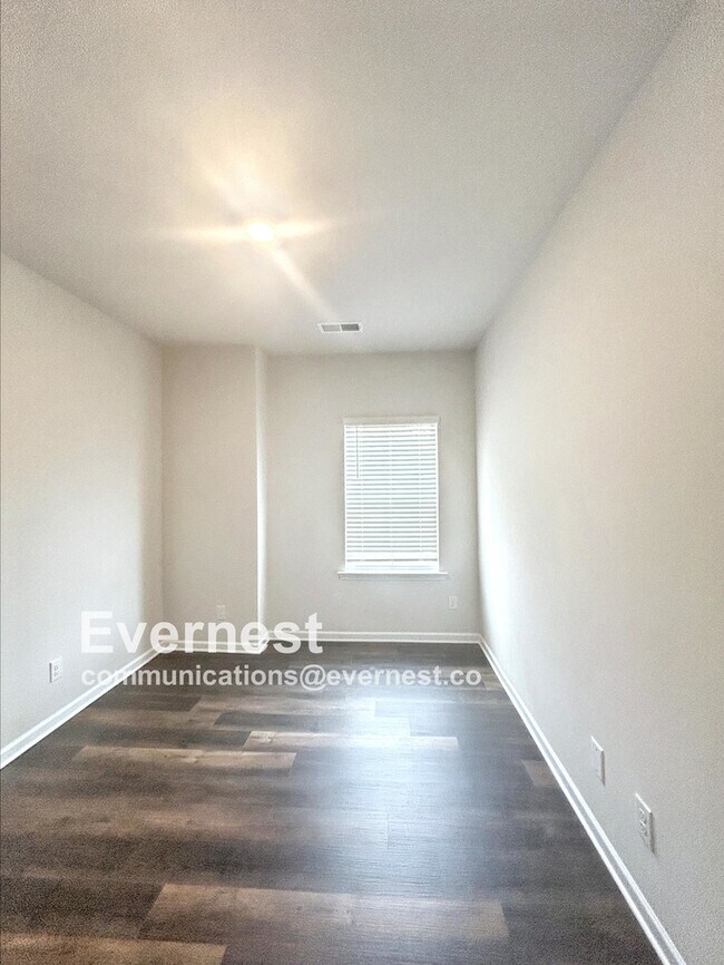 Building Photo - 309 Pawley Dr