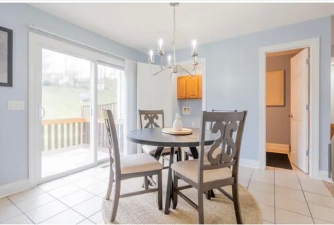 Building Photo - 590 Tall Oak Blvd NW