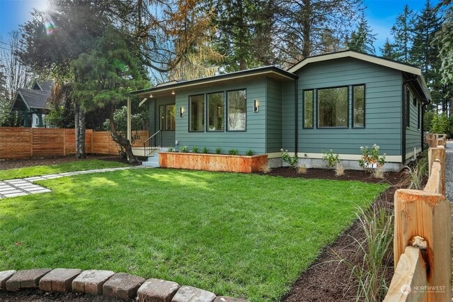 Building Photo - 11025 17th Ave NE