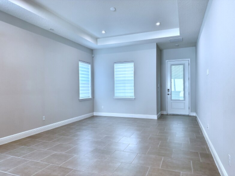 Building Photo - 14770 Sancar Alley