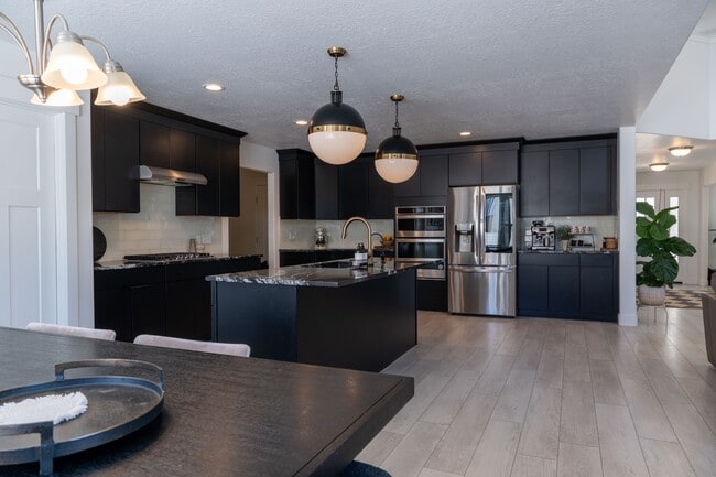 Building Photo - 14722 Canyon Wild Rd