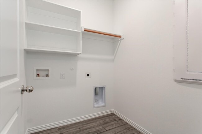 Building Photo - 2157 Clarion Dr