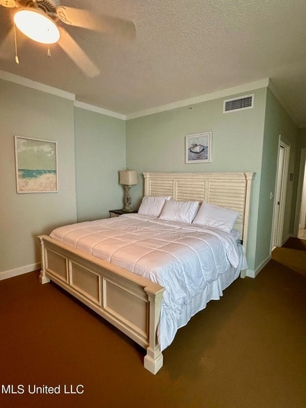 Building Photo - 2060 Beach Blvd