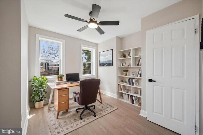 Building Photo - 40 Reger St