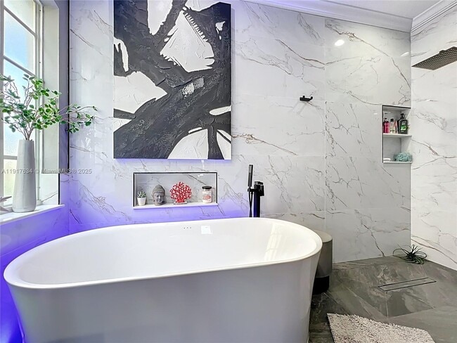 Building Photo - 13430 Meadow Bay Loop