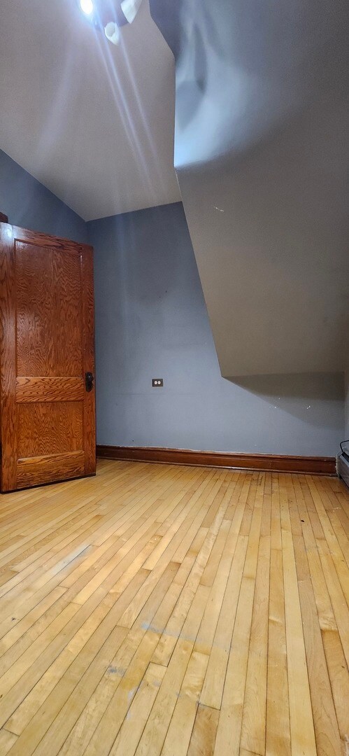 Building Photo - 4450 W Altgeld St