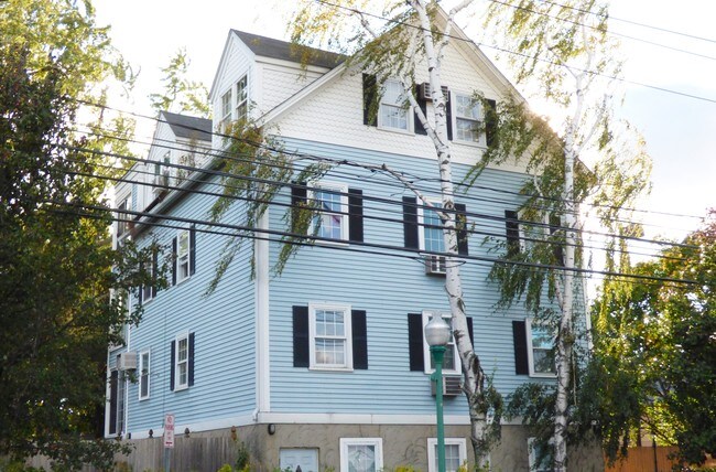 Primary Photo - 194 Stillwater Ave