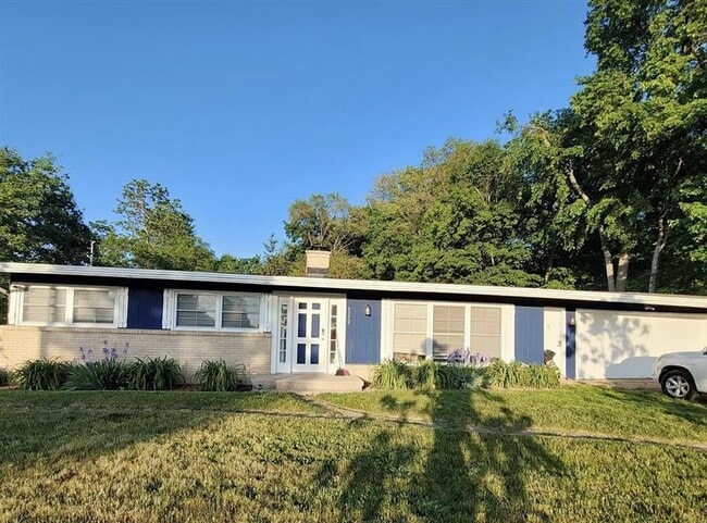 Primary Photo - For Rent