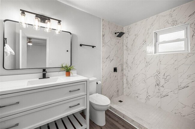 Building Photo - 5 Bahia Court Trce