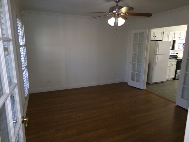 Building Photo - Well-kept 3 bedroom 2 1/2 bath home in the heart of Clemmons