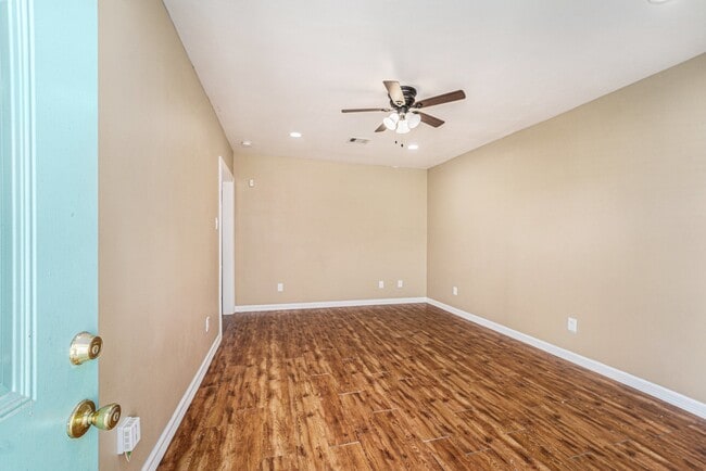 Building Photo - 4146 Brinkley St