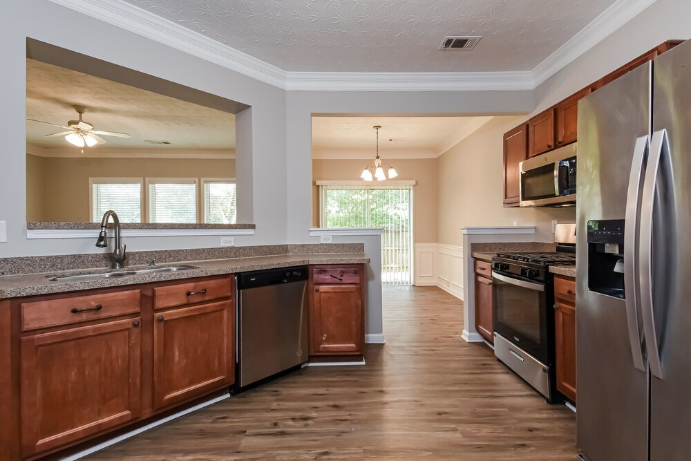 Building Photo - 906 Gardenia Curve