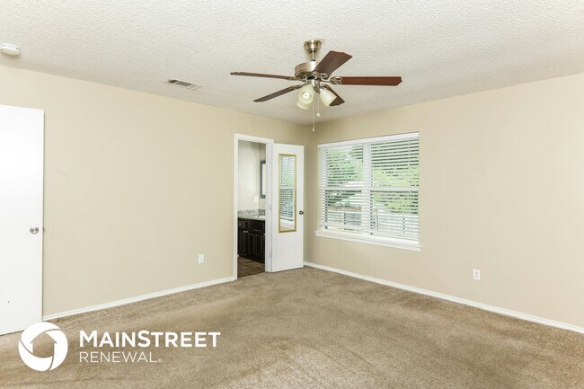 Building Photo - 6800 Penhurst Dr