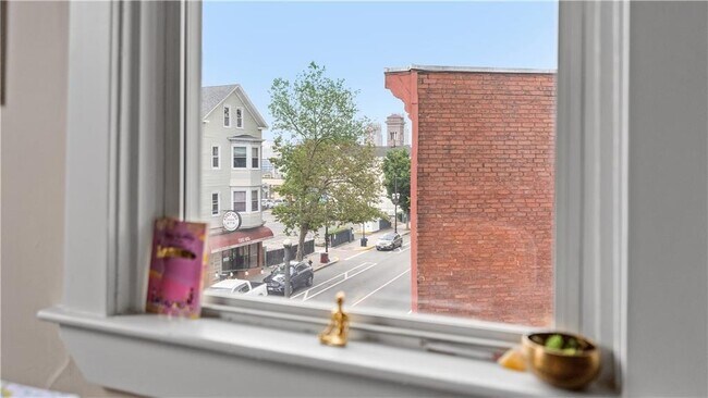 Building Photo - 260 Atwells Ave