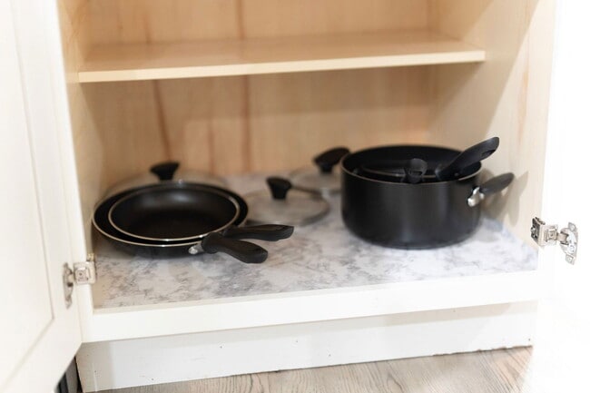 Building Photo - 1601 W Cary St