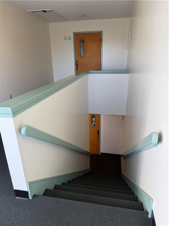 Building Photo - 724 Beverage Hill Ave