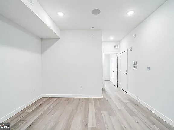 Building Photo - 2212 N Marshall St