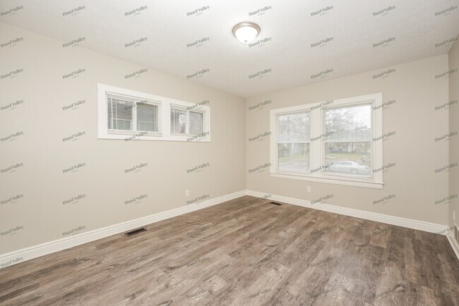 Building Photo - 3353 Berkeley Rd