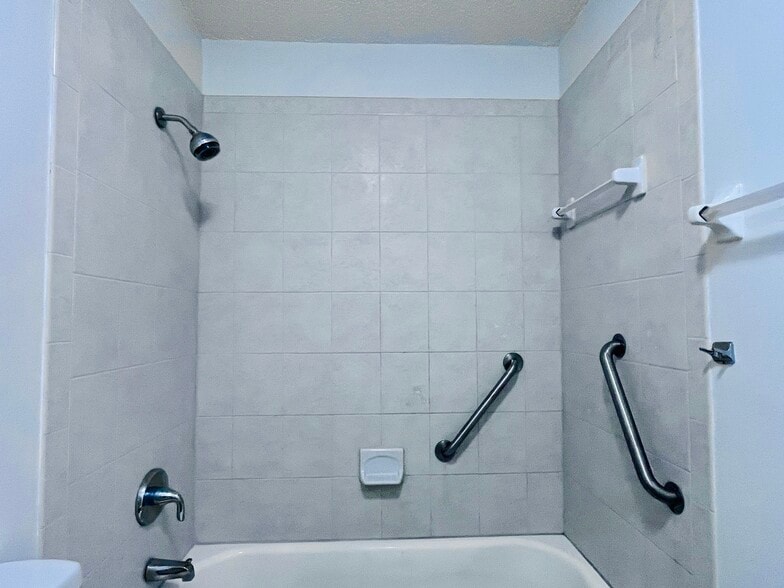 Building Photo - 8202 N MARKS ST