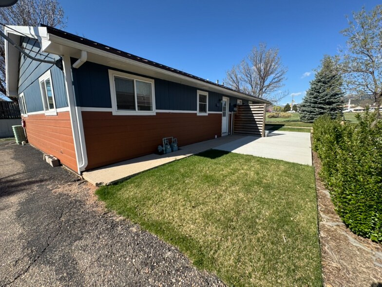 Building Photo - 4041 Goodell Ln