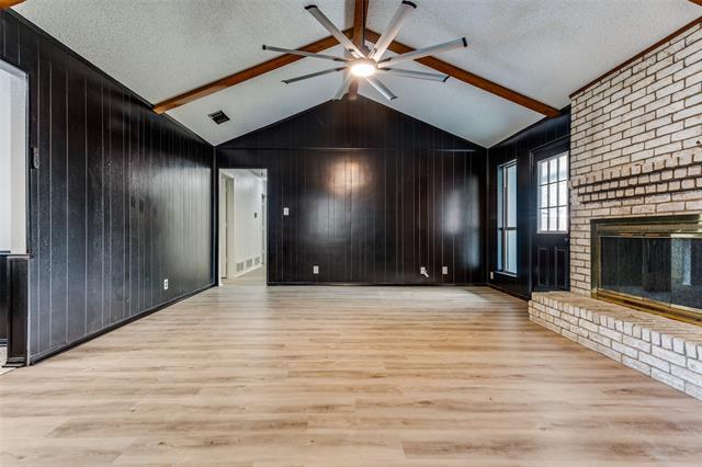 Building Photo - 904 Pebblebrook Dr