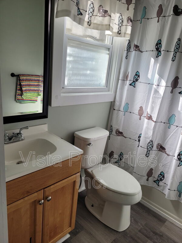 Building Photo - 112 Boston Ct