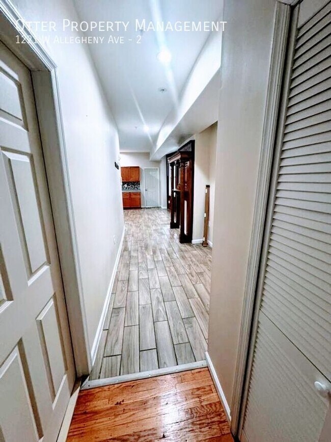 Building Photo - 1221 W Allegheny Ave