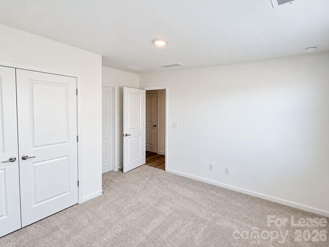 Building Photo - 3009 Rexton Ln