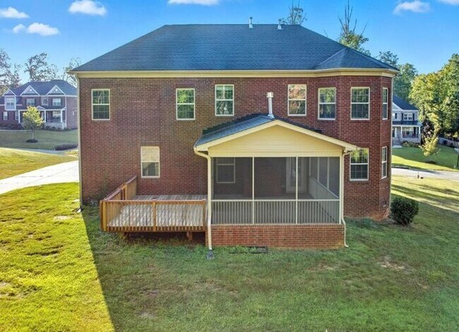 Building Photo - Ashley Oaks Luxury Home