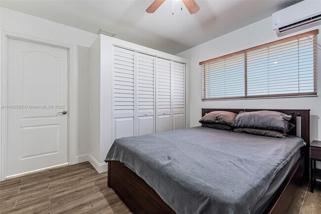 Building Photo - 15200 SW 163rd St