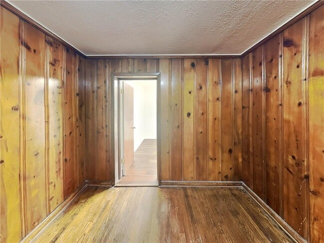 Building Photo - 816 Gertrude Pl NW