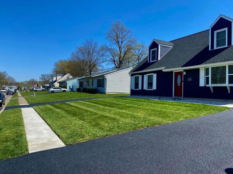 Building Photo - 106 Medley Dr