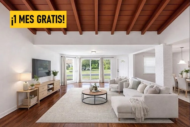 Building Photo - 1231 Longwood St