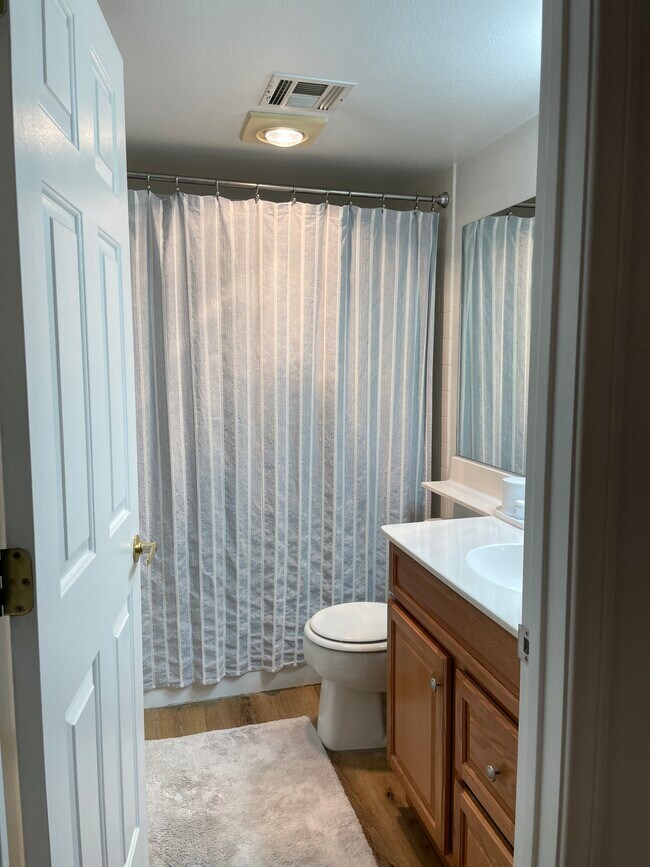 Building Photo - 601 Cabrillo Cir