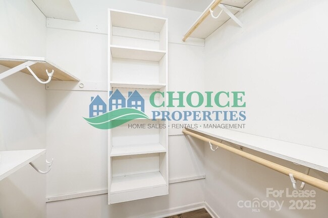 Building Photo - 10319 Osprey Dr