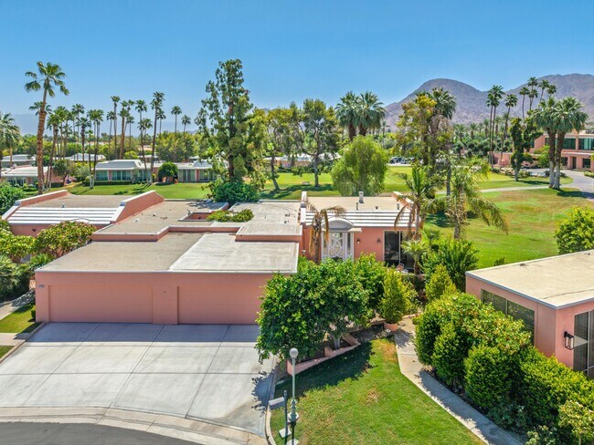 Building Photo - 47157 El Menara Cir
