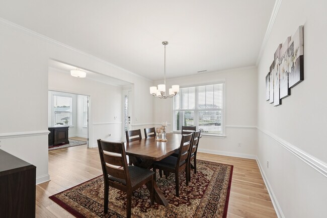 Building Photo - 200 Cloud Berry Ln