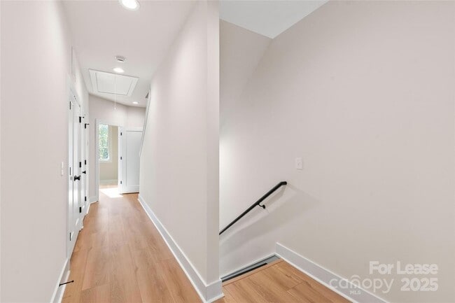 Building Photo - 1356 Briar Creek Rd