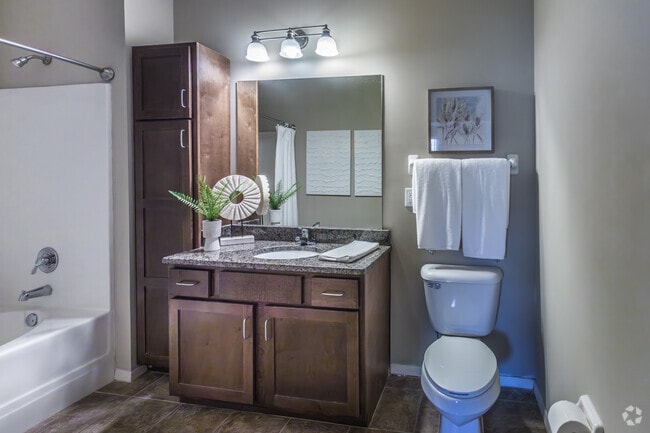 2BR, 2BA - 1,030SF - Primary Bathroom - Hall Creek