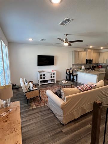 Building Photo - 1369 Ethan Dr