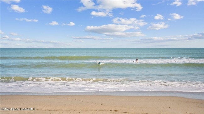 Building Photo - 790 Palm Dr