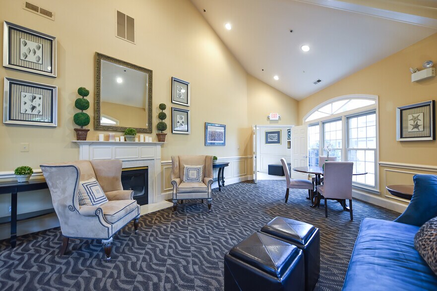 Clubhouse. - 1405 Roundhouse Lane