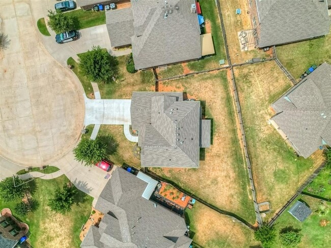 Building Photo - 1413 Zachary Ln