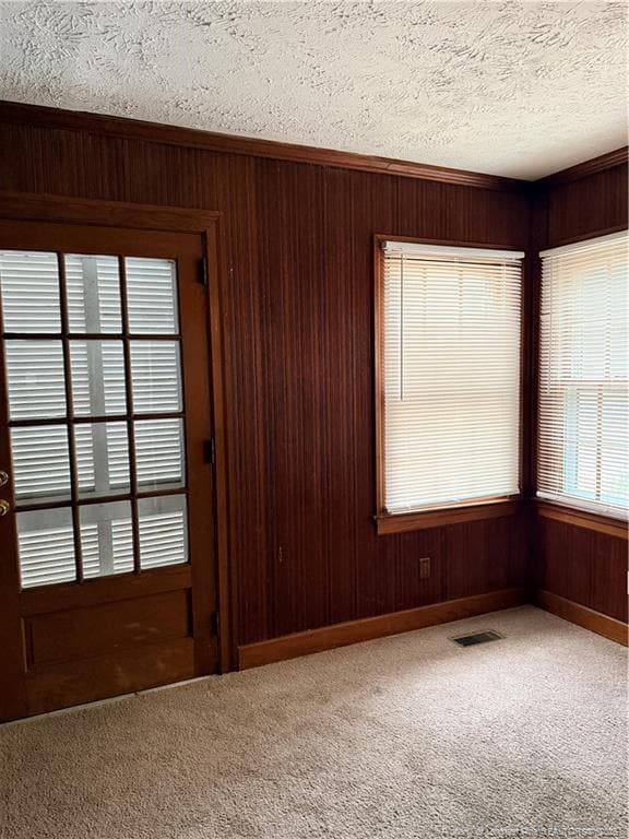 Building Photo - 300 Highland Ave