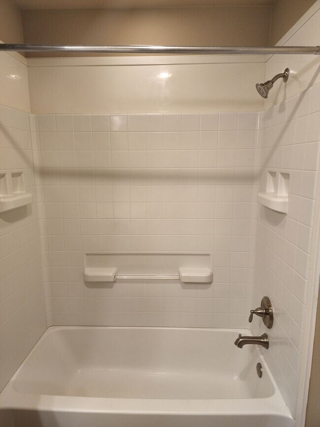 Building Photo - Gorgeous 2 bed/2 bath near Bunny Trail in Killeen!