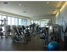Building Photo - 475 Brickell Ave