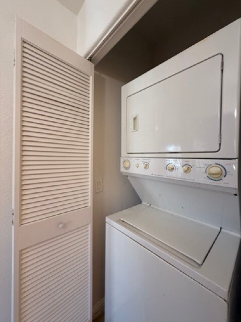 Building Photo - 3318 N Decatur Blvd